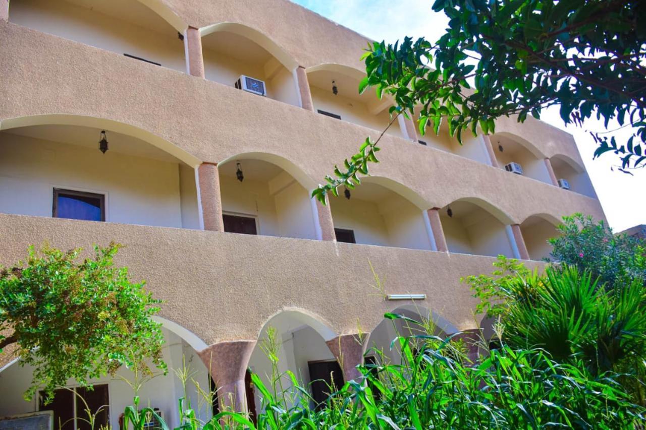 Rose Guest House ลักซอร์ ภายนอก รูปภาพ